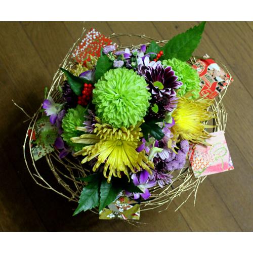 お正月の和風花束 アレンジメント ブーケ 生花 花束 アレンジ フラワーギフト 花の贈り物 寿 お祝い 菊　床の間　ディスプレー |  | 02