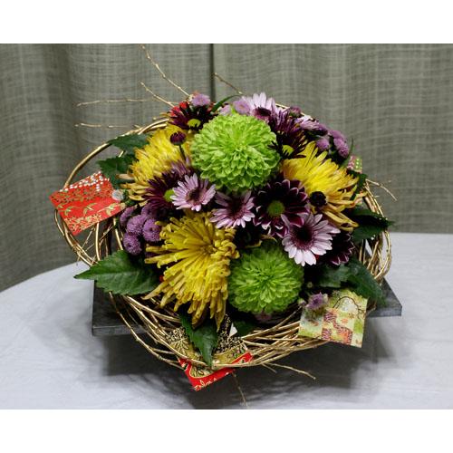 お正月の和風花束 アレンジメント ブーケ 生花 花束 アレンジ フラワーギフト 花の贈り物 寿 お祝い 菊　床の間　ディスプレー |  | 03