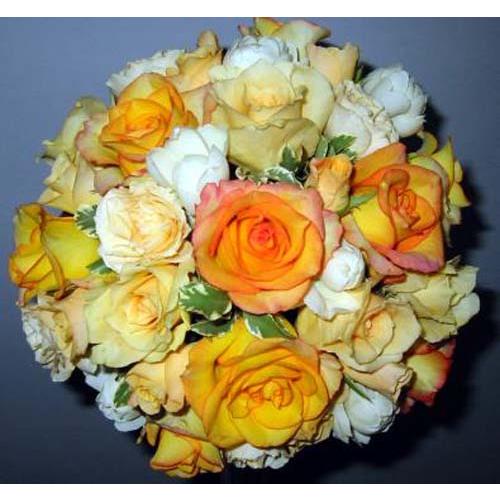 生花　ラウンドブーケ　ブトニア付　結婚式　ウエディング ブライダル 花束 アレンジ フラワーギフト 花の贈り物  花嫁の一番美しいその時を華やかに彩ります |  | 05