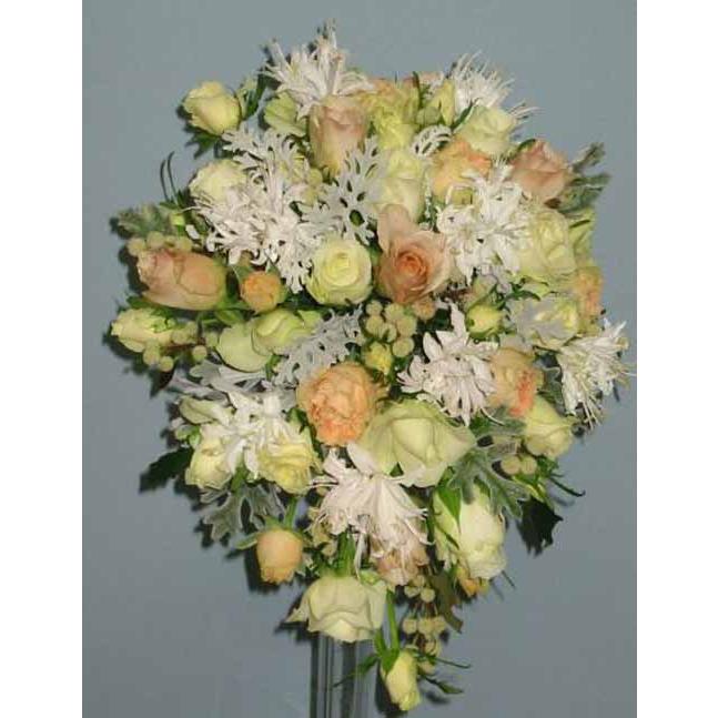 生花　キャスケードブーケ　ブトニア付　結婚式　ウエディング ブライダル  フラワーギフト 花の贈り物  花嫁の一番美しいその時を華やかに彩ります |  | 07