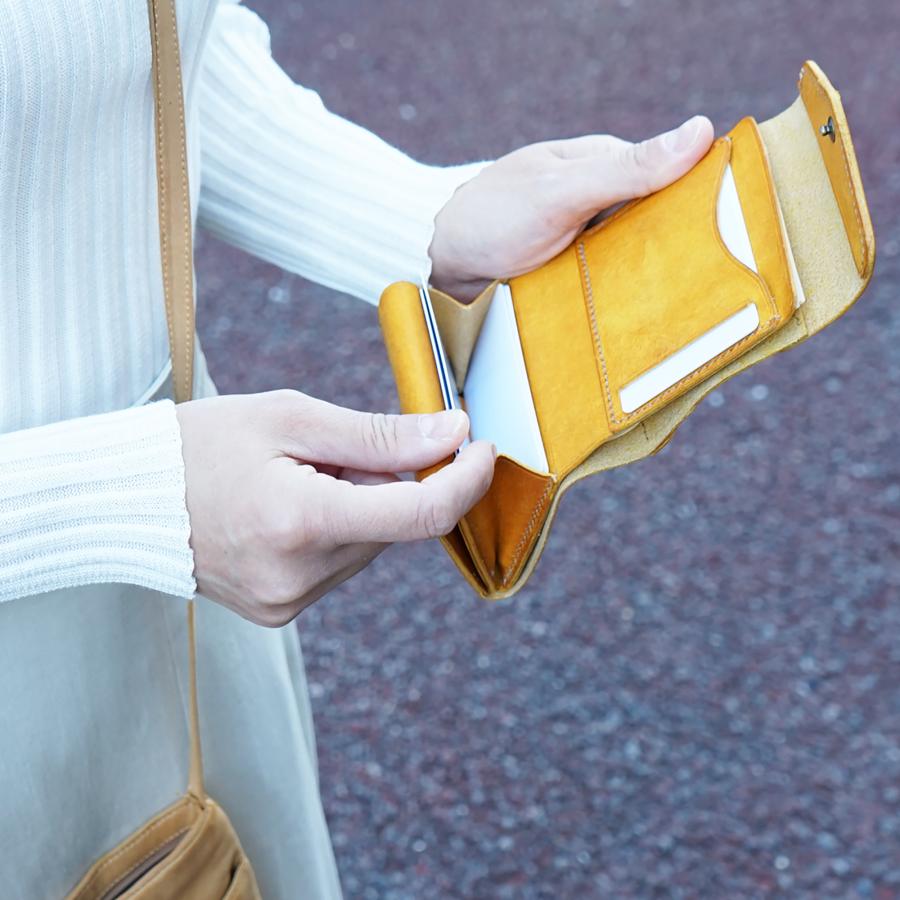 一瞬で開いて カードがスッと出しやすい micro wallet IC / graffi（マイクロウォレットIC / グラフィー） |  | 18