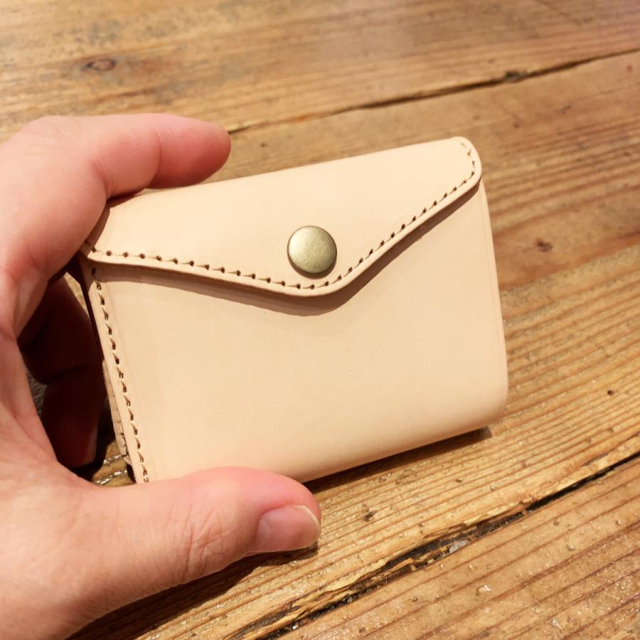 お札の折れないミニ財布 小さい財布 お札が折れない 小さい二つ折り財布 時短 見開きタテ