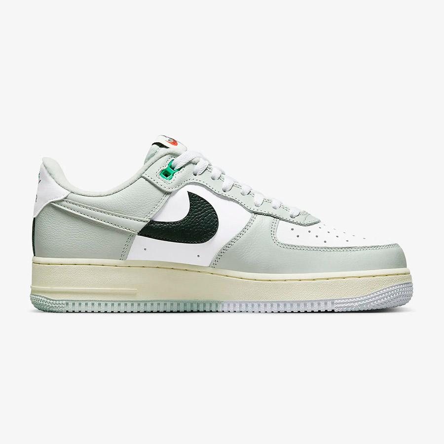 ナイキ エア フォース 1 '07 LV8 メンズシューズ / NIKE AIR FORCE 1 '07 LV8 MENS - DZ2522-001 | NIKE | 02