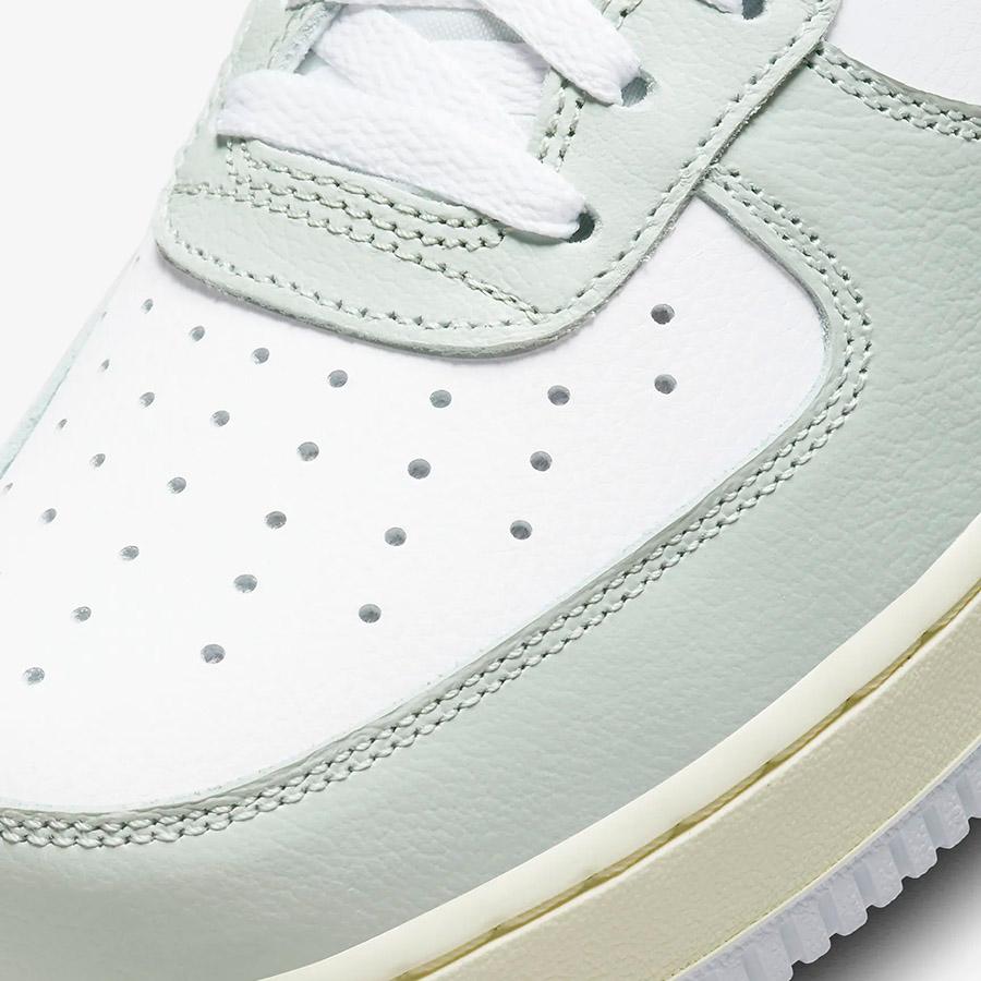 ナイキ エア フォース 1 '07 LV8 メンズシューズ / NIKE AIR FORCE 1 '07 LV8 MENS - DZ2522-001 | NIKE | 06