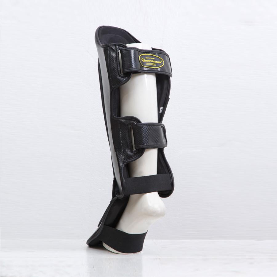 BODYMAKER ボディメーカー 　レガースパワードモデル２　ブラック×シルバー　送料無料 格闘技 プロテクター 防具 サポーター 空手 武道 |  | 08