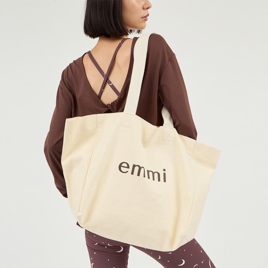 emmi yoga（エミヨガ） エミ emmi ヨガウェア Happy Active set 4点