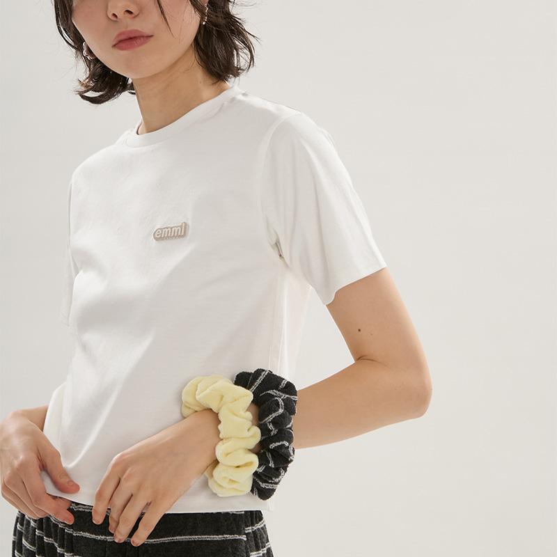 emmi yoga（エミヨガ） エミ ヨガ ヨガウェア トップス emmiロゴ