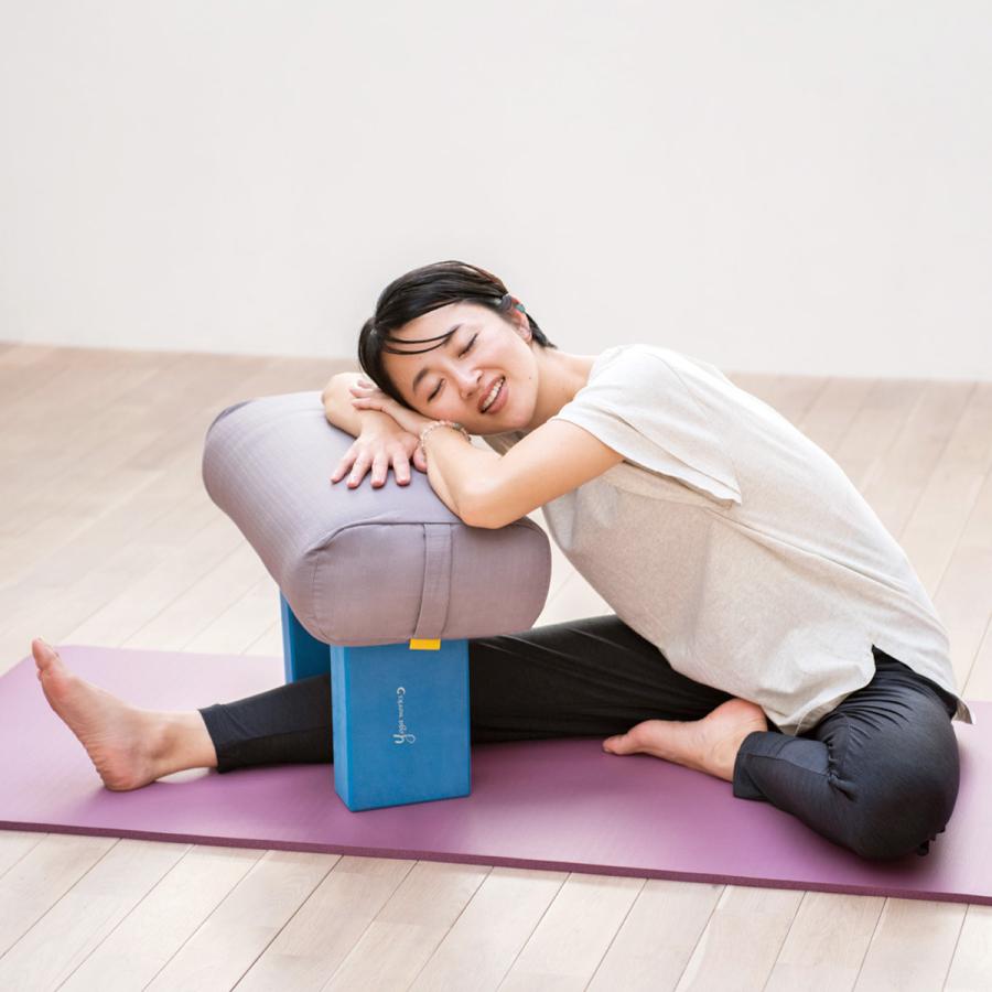 ヨガワークス ボルスター yogaworks プロップス 送料無料 瞑想 ヨガワークス ボルスター yogaworks プロップス 送料無料 瞑想