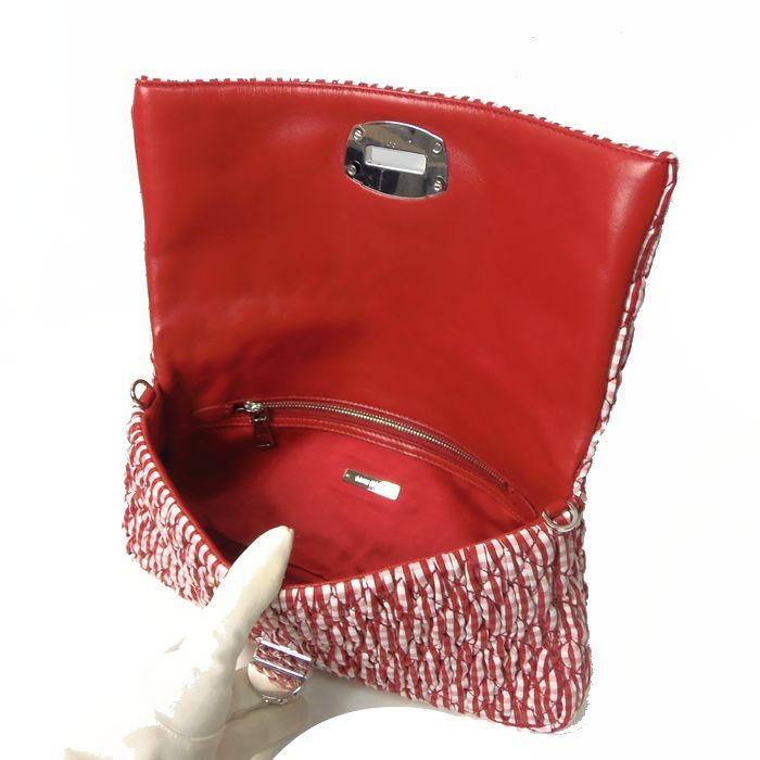 MIUMIU スタッズ クラッチバッグ レッド