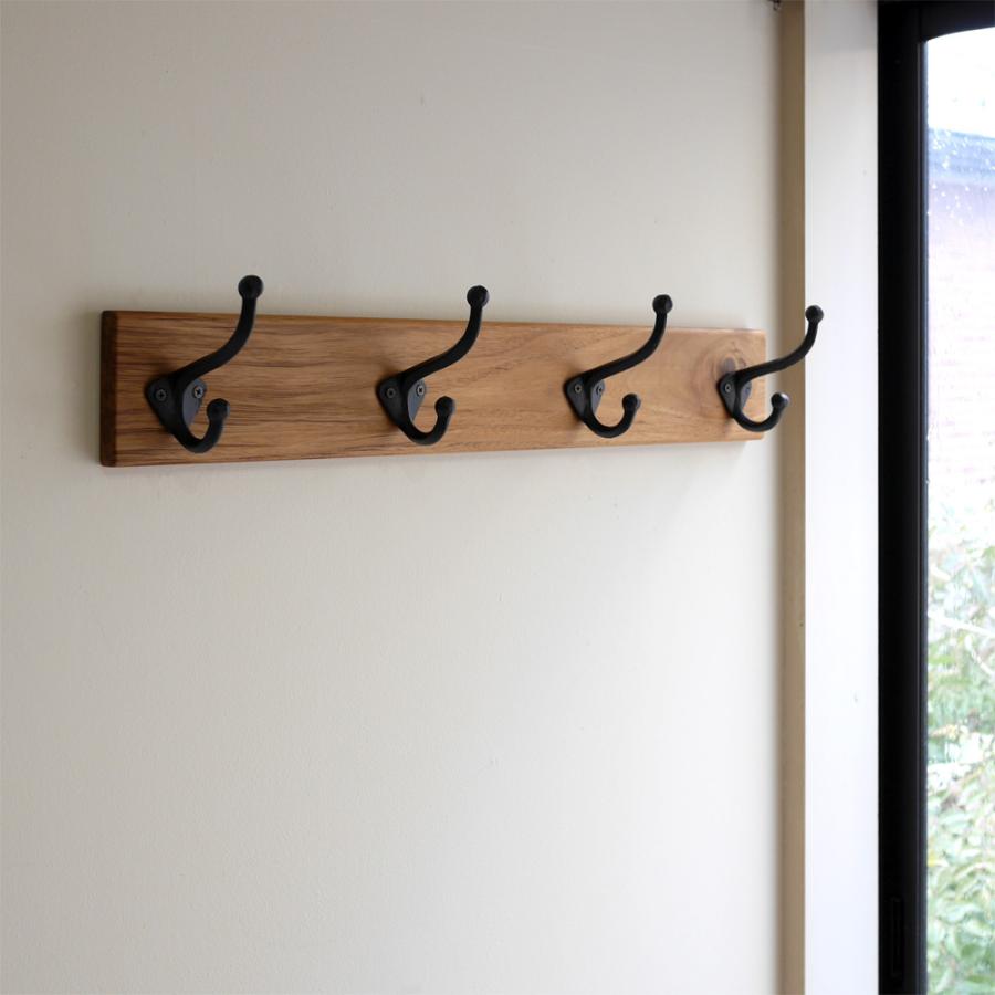 無垢チーク材＆4連大きなアイアンダブルフックのウォールコート