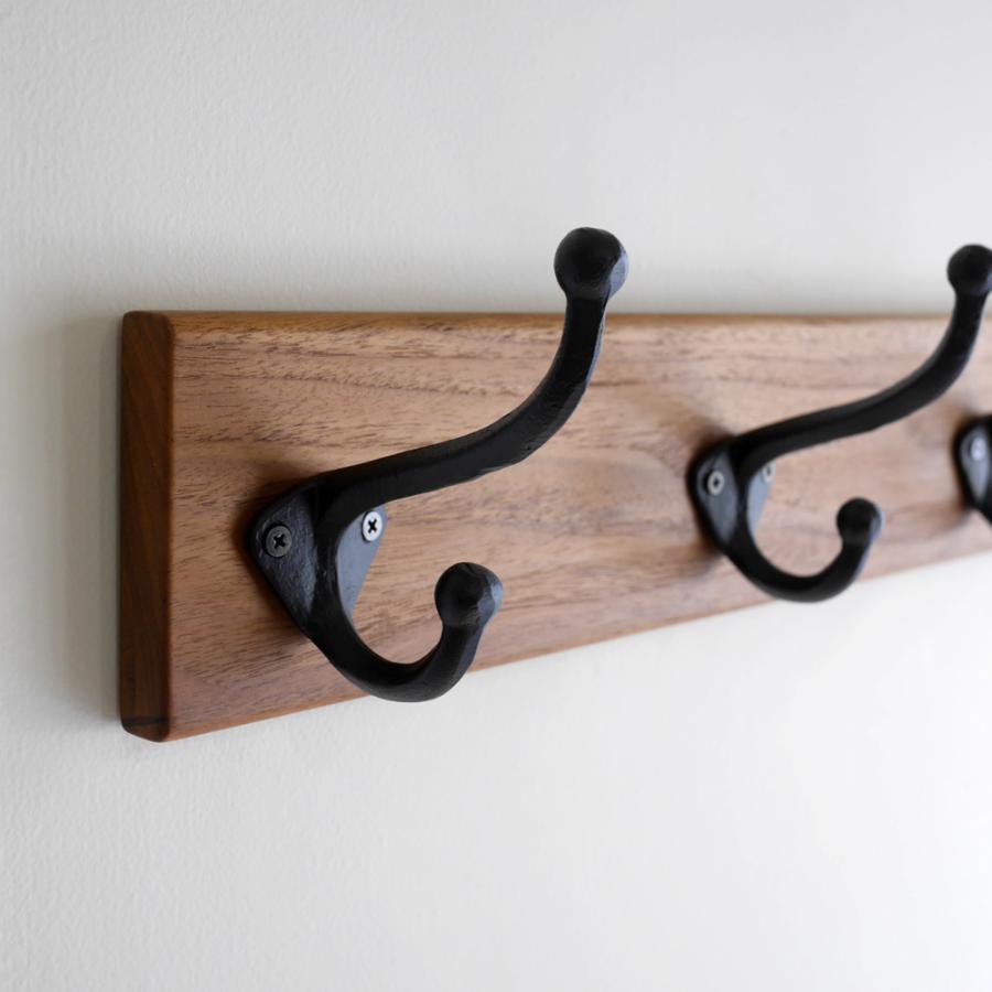 無垢チーク材＆4連大きなアイアンダブルフックのウォールコート
