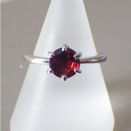 1月の誕生石 ガーネット シルバーアクセサリー 純銀 シルバー925 リング 指輪 レディース 日本製 誕生日 プレゼント ギフト 贈り物 BOX付