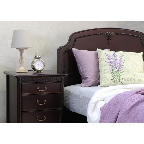 セミダブルベッドフレーム 彫刻装飾付き