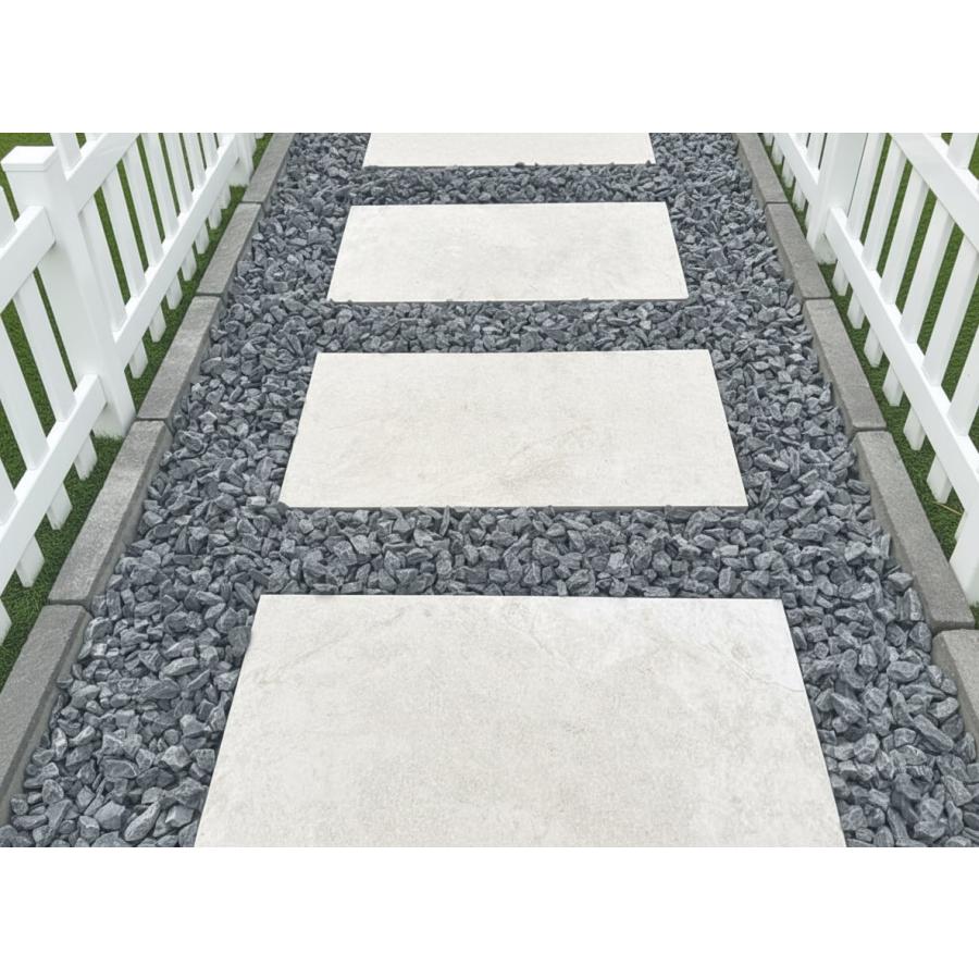 【お引き取り限定】中古　平板　ガーデニング　庭　庭石　タイル　ジョイント 栃木県宇都宮市・お引き取り限定】中古 コンクリート平板