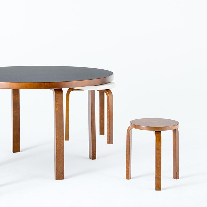 artek（アルテック） スツール60 artek ブラック リノリウム バーチ材