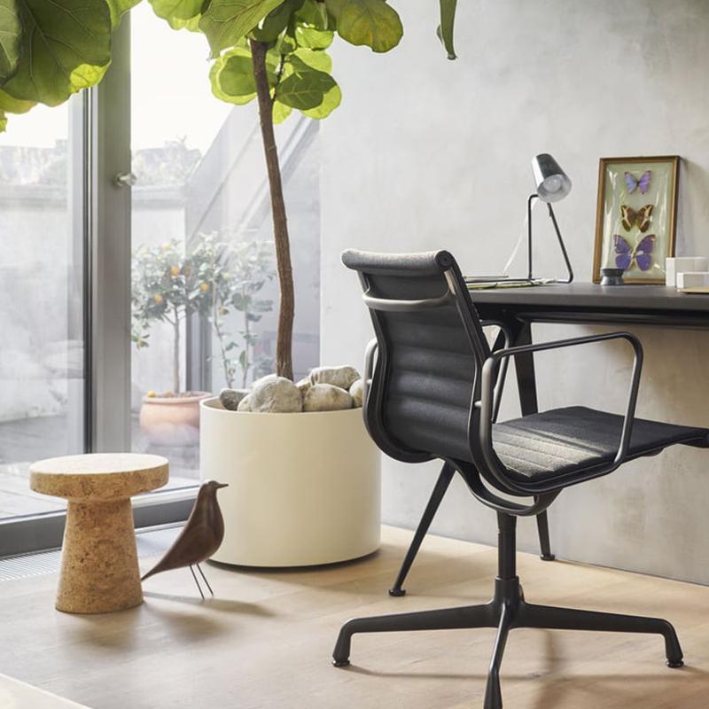 vitra. vitra ヴィトラ イームズ バード Eames House Bird