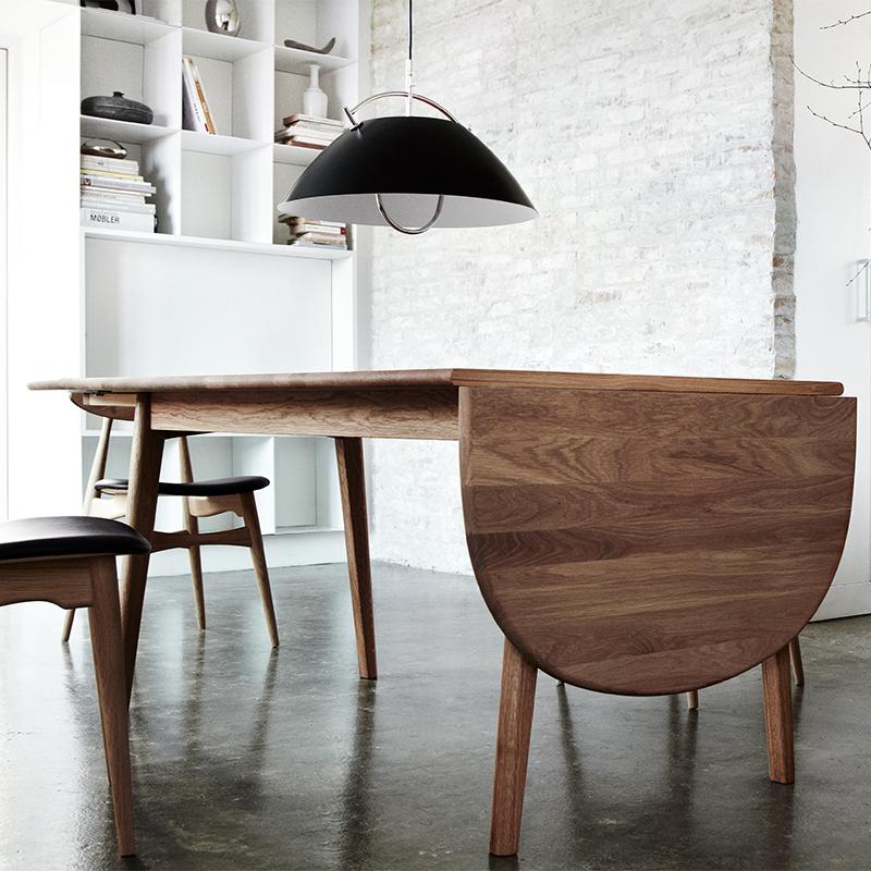 Carl Hansen ＆ Son（カール・ハンセン＆サン） ダイニングテーブル