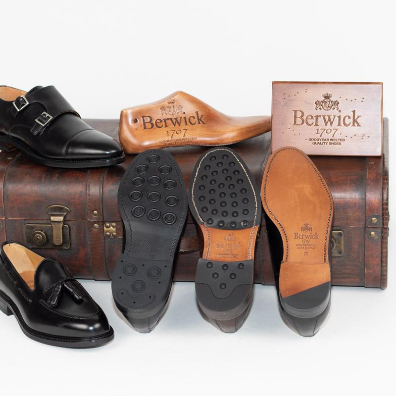 Berwick 1707 Berwick1707 ブラックV字ステッチセミロングノーズ Berwick 1707 Berwick1707 ブラックV字ステッチセミロングノーズ
