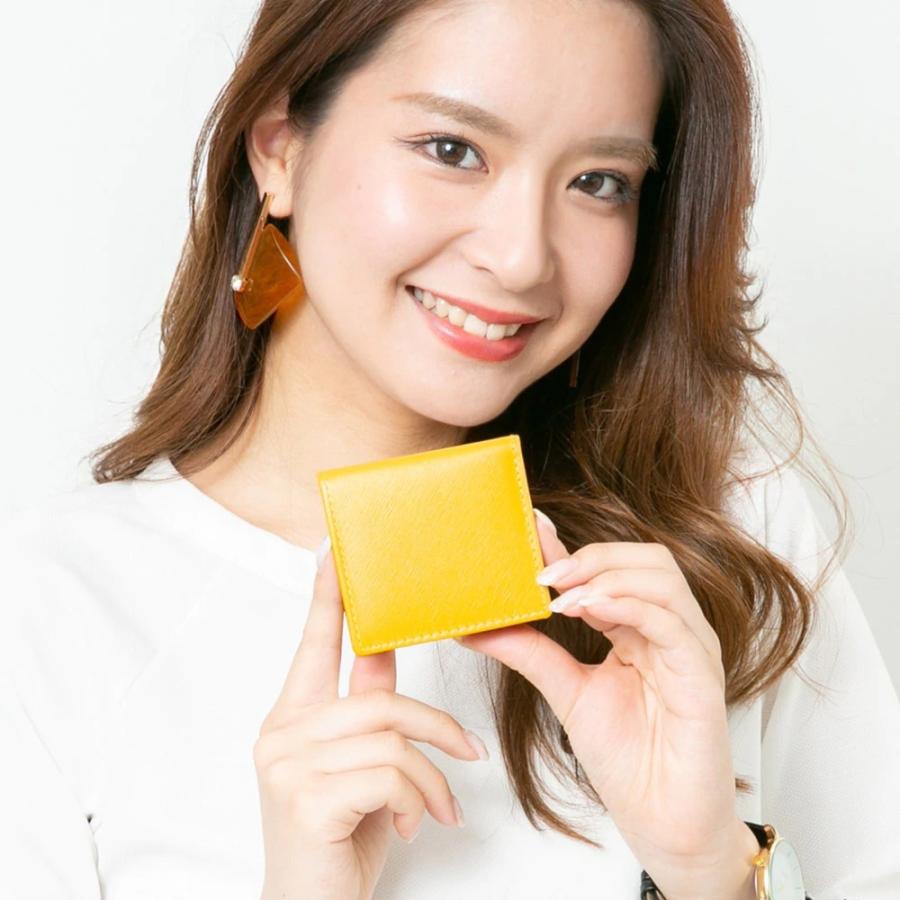 LINEギフト用】 本革コインケース コンパクト 手のひらサイズのBOX型 バレンタイン バレンタインのプレゼント特集2025｜チョコ以外のおすすめギフト厳選  | Manners maketh man. (マナーズ・メイクス・マン) – メンズブランド WEBショップ