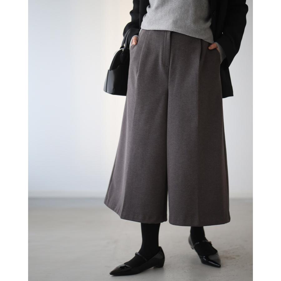 Ehre style（エーレスタイル） センタープレスパンツ クロップド