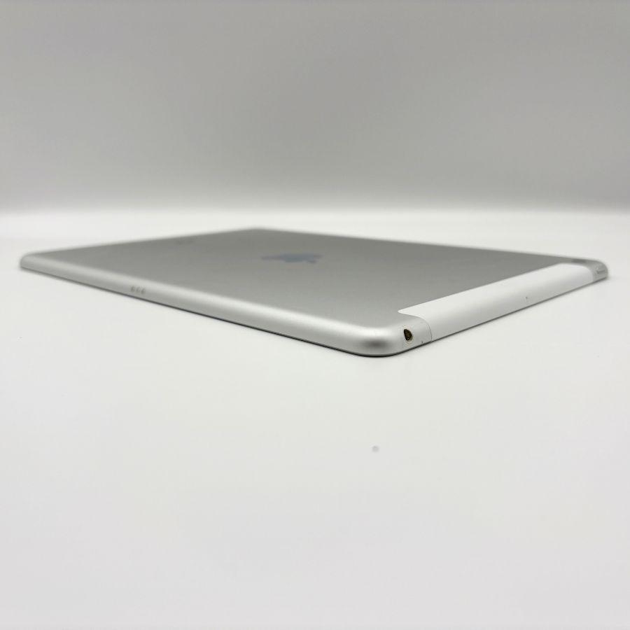 iPad - pipさん専用　iPad　第７世代　32GB　SIMロック解除済み iPad iPad7 iPad第7世代 32GB au SIMロック解除済み Wi-Fi