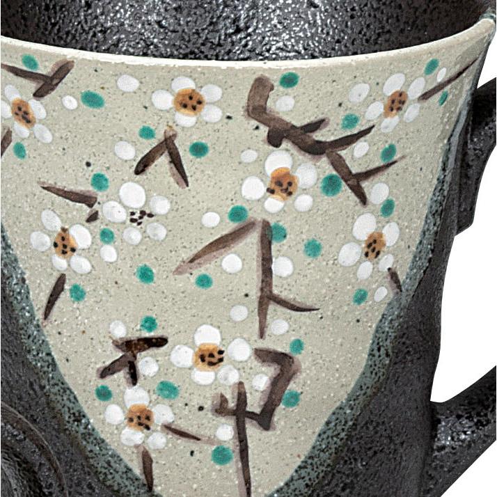 日本の伝統工芸品【九谷焼】 ペアマグカップ 小梅   (K9-1020)の画像