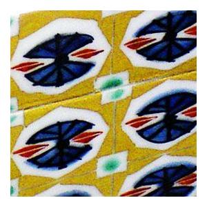 九谷焼 日本芸術院会員 武腰敏昭作 香合 四角 色絵梅の図