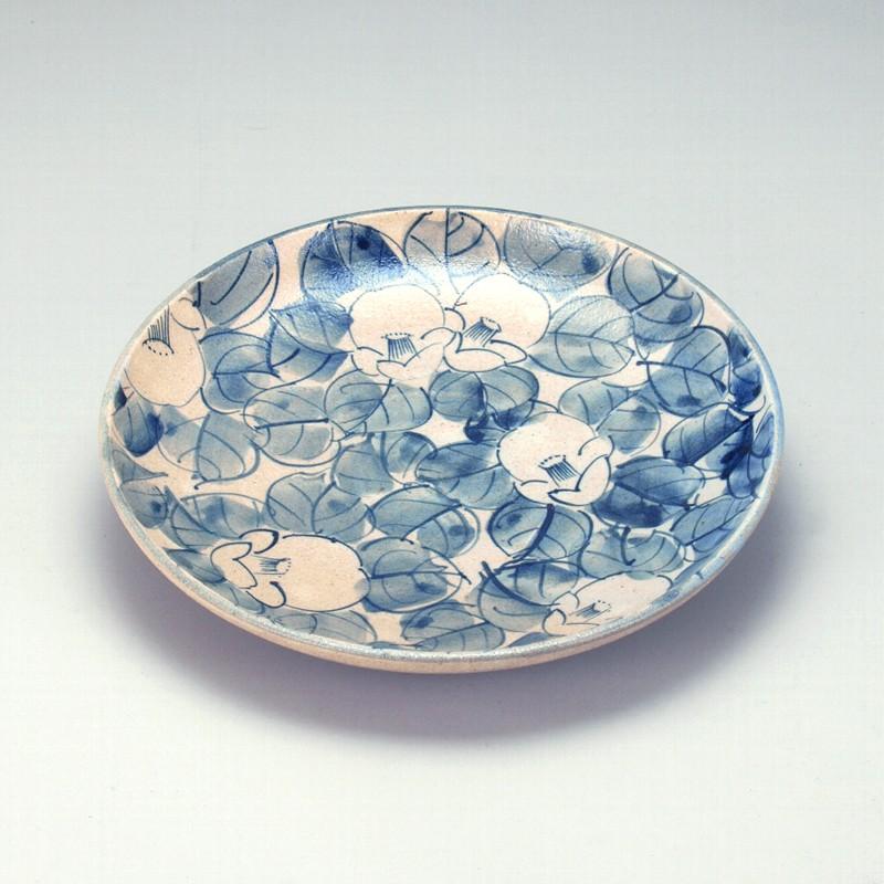 九谷焼 日本の伝統工芸品【九谷焼】9号皿 染付椿 N155-07 : 九谷焼