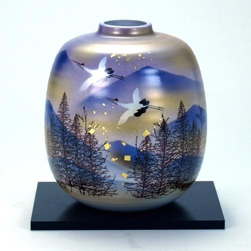 日本の伝統工芸品【九谷焼】6号花瓶　金箔鶴木立連山　N165-07
