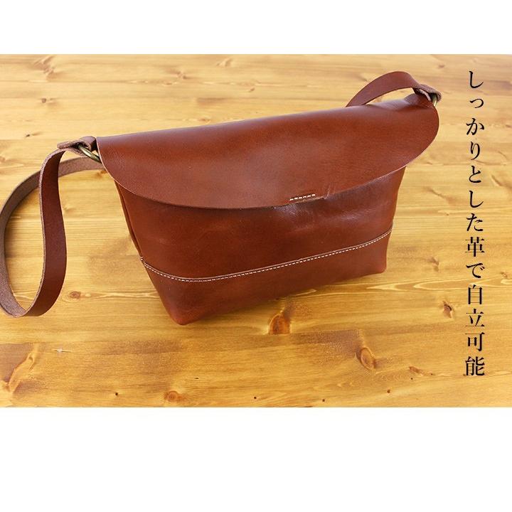 美品　アニエスベー　ショルダーバッグ　茶　フラップ　斜め掛け可　レザー　s20 ショルダーバッグ｜agnès b.｜アニエスベー公式オンラインブティック