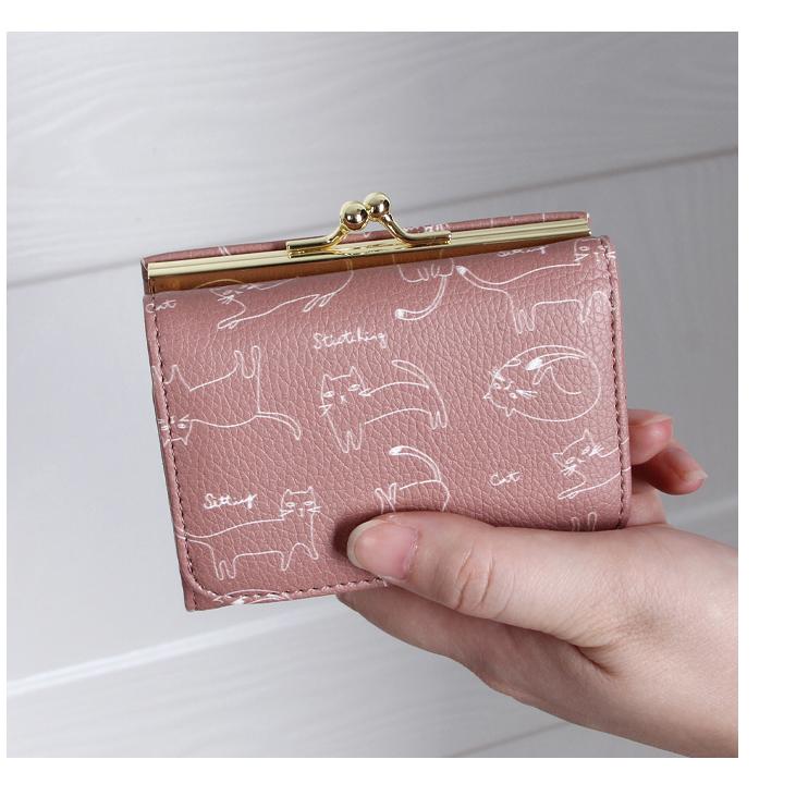 LIZDAYS フェイクレザー カード入れ 小銭入れ 猫 ネコ 総柄 財布 LIZDAYS フェイクレザー カード入れ 小銭入れ 猫 ネコ 総柄 財布