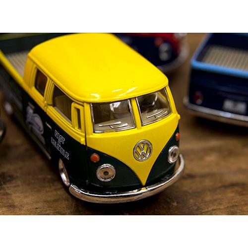 おもちゃ ミニカー 1963 VW Bus Double Cab Pickup (Delivery) 1:34(M) ダイキャストミニカー12台セット KT5396Dの画像