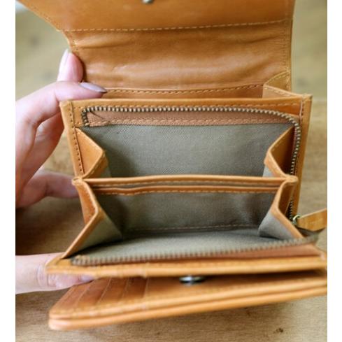 財布 レディース 二つ折 革 レザー コンパクト ズッケロ フェス 48984 楽天市場】財布 レディース 二つ折り 本革 折財布 二つ折 二つ折り財布