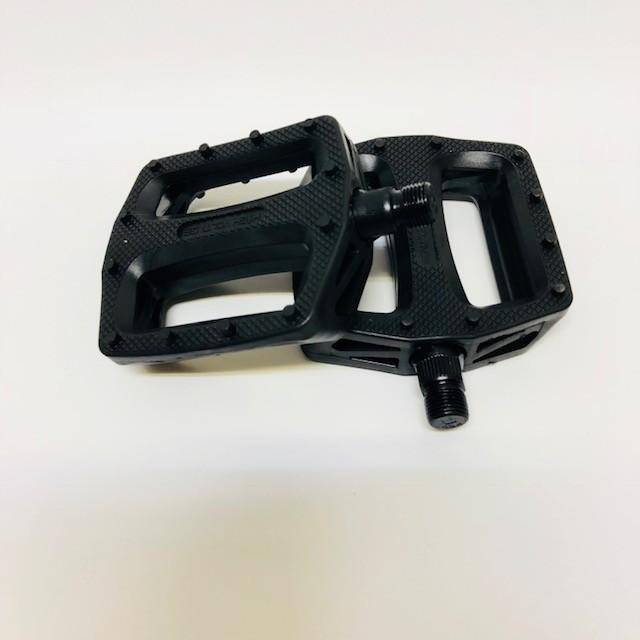 Fun カメレオンペダル ブラック 左右セット ピスト ピストバイク ペダル 自転車 Bmx ミニベロ カスタム カラフル おしゃれ Pd001bk サバーバン Yahoo 店 通販 Yahoo ショッピング