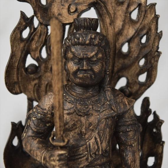 人気ブランドを 木彫り 仏像 不動明王 フィギュア 不動明王像 立像 仏教美術 置物 木彫 仏像 最新人気 Zoetalentsolutions Com