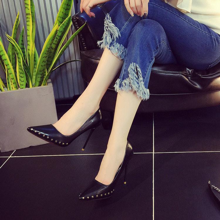 10cm パンプス おしゃれ 履きやすい ピンヒール ラインストーン ビジュー キラキラ 美脚 ハイヒール 厚底 安定感 痛くない 疲れない 222 23 シュガーボックス 通販 Yahoo ショッピング