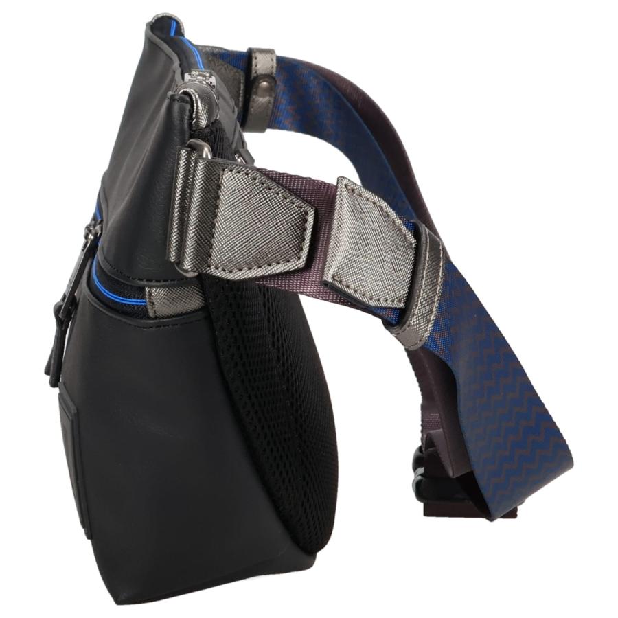 LANVIN en Bleu ランバンオンブルー ショルダーバッグ ボディバッグ