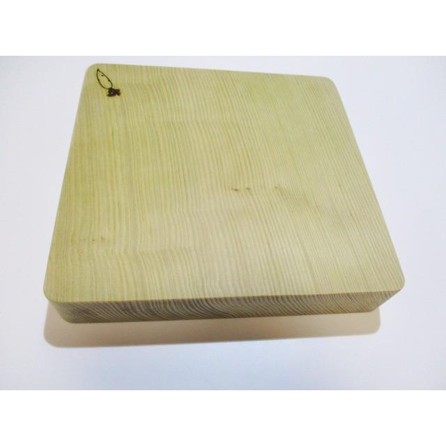 ＜新品＞青森ひば 抗菌まな板　識別AK-2　人気の正方形タイプです！コンパクトサイズでとても扱いやすいですよ！ |  | 04