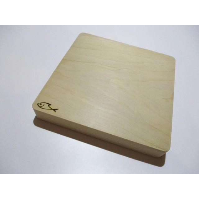 ＜新品＞青森ひば 抗菌まな板（一枚板）識別AK-3　大人気の正方形です！ |  | 04