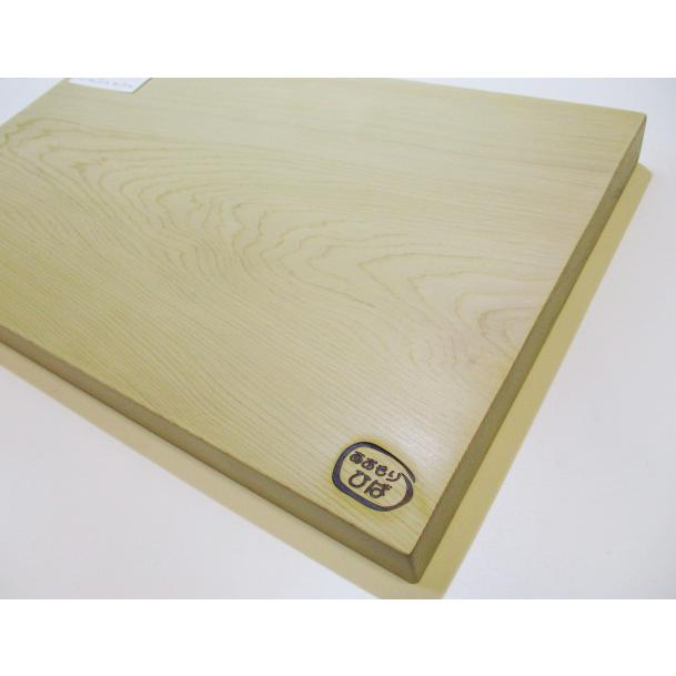 ＜新品＞青森ひば一枚板（特大）識別CC-17　大きなまな板です！ここまで大きなまな板はサイズオーダー以外ではあまり作りませんのでお早めにどうぞ！ |  | 02