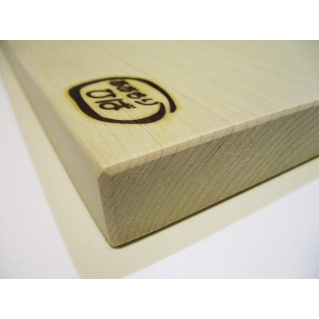 ＜新品＞青森ひば 抗菌まな板　識別CP-4　大型のまな板ですが薄めに作ってあります！大きめなのに軽くて扱いやすいですよ |  | 03