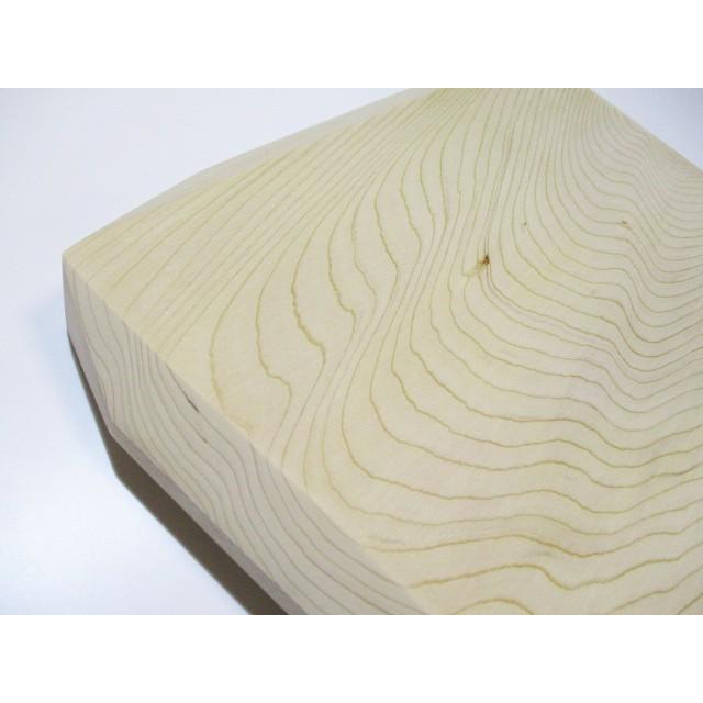 ＜新品＞青森ヒバのまな板　特殊傾斜カット形状（一枚板）識別EF-7　まな板の下に手が入り、持ち上げやすい形状です！ |  | 09