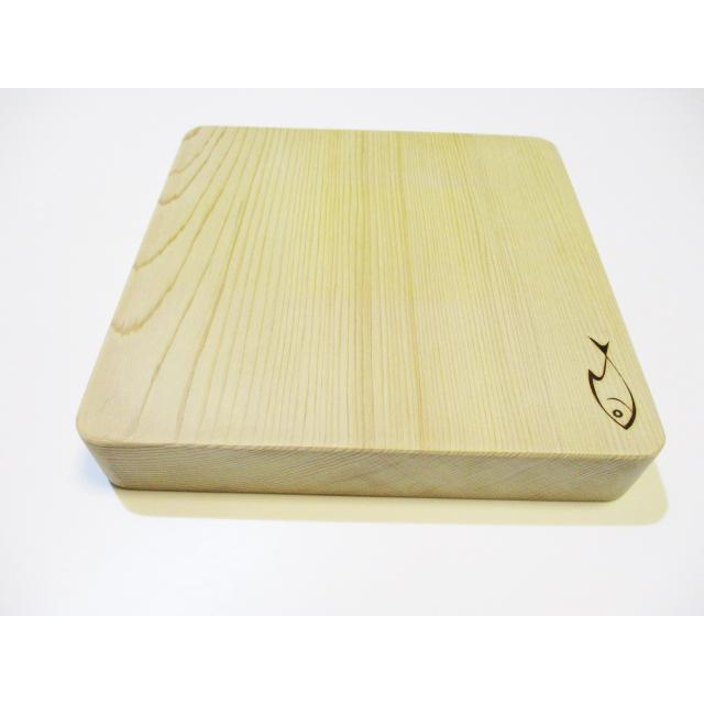 ＜新品＞青森ひば一枚板まな板　識別EZ-28　最近大人気の正方形まな板です！小ぶりなでちょっと切りに使いやすいまな板です |  | 03