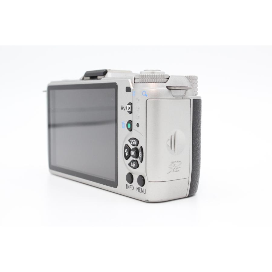 新品充電器＆新品バッテリー付き！！シャッター数2,922回！！＞＞【美 
