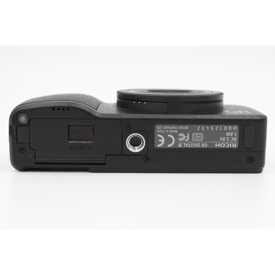 シャッター数2,329回！！＞＞【訳アリ美品】RICOH リコー デジタル