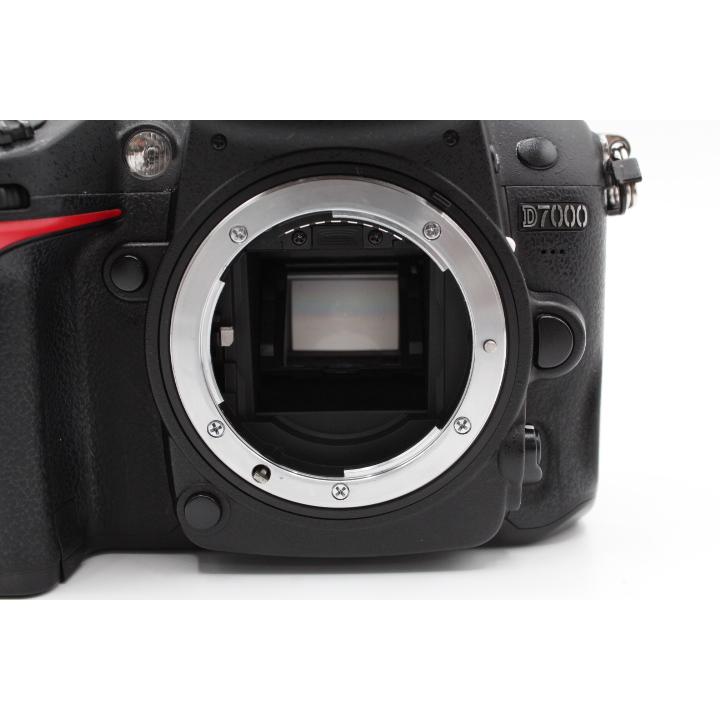 良品】Nikon ニコン デジタル一眼レフカメラ D7000 ボディー 