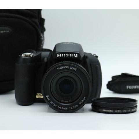 美品】 FUJIFILM 富士フイルム デジタルカメラ FinePix HS10 ブラック 