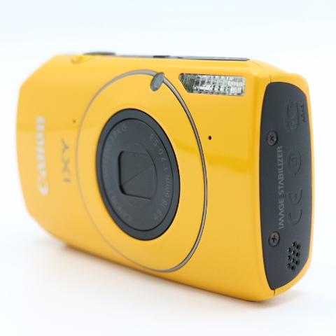 新品ポーチ、新品ストラップ＆新品充電器付き！！＞＞【良品】Canon