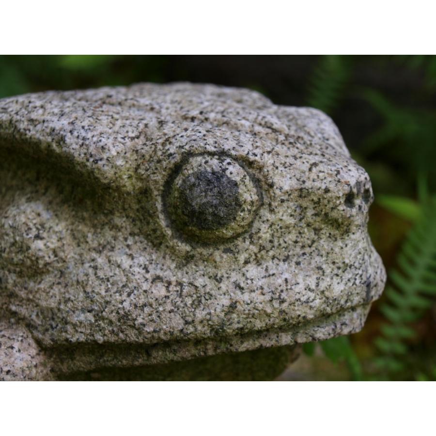 かわいい石の蛙 24cm 手彫り 国産みかげ石製｜縁起物 庭 ガーデン