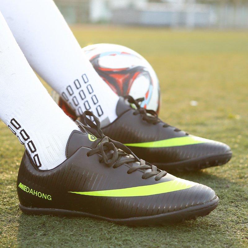 サッカーシューズ トレーニングシューズ TF 壊れた爪 春秋夏冬 靴 男女